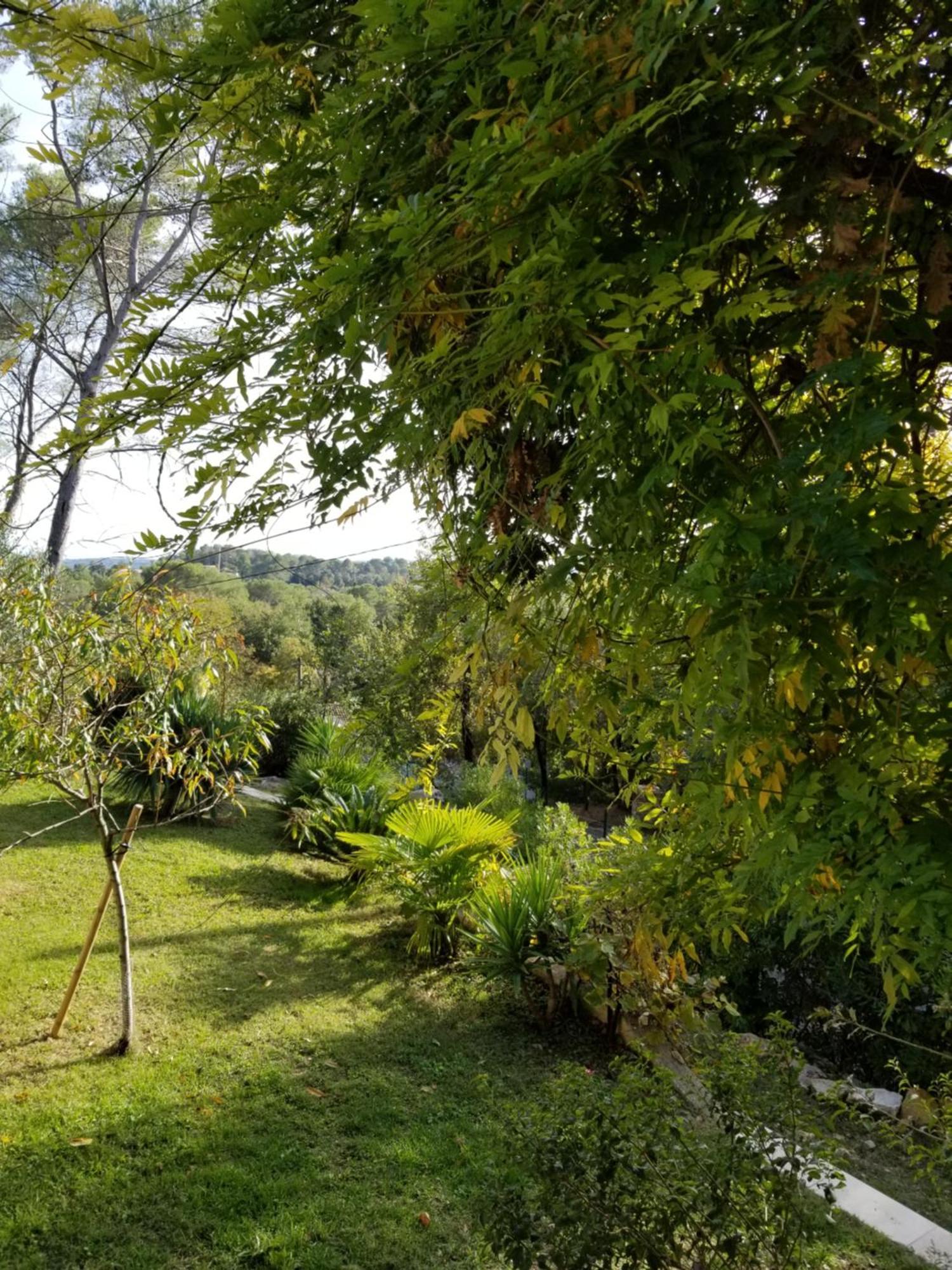 Ô Tilia d'Azur Roquefort Les Pins Exterior foto